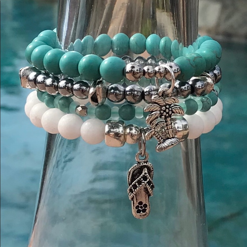 Stacked Beaded Bracelet Set Of 4 w/2 Charms